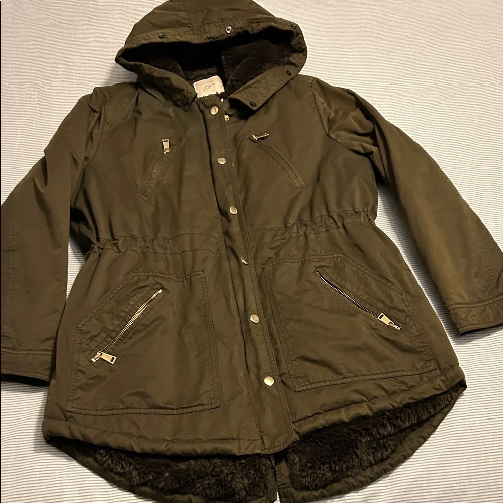 Beautiful LOFT fur lined hooded coat.
